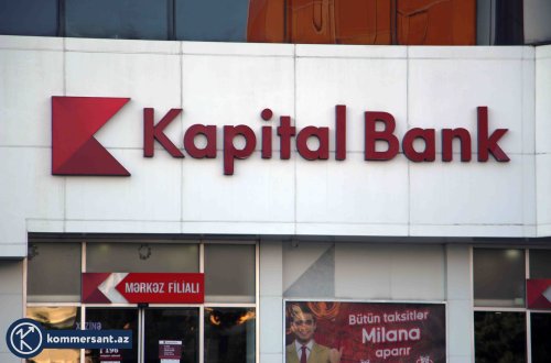 “Kapital Bank” jurnalisti məhkəməyə verdi