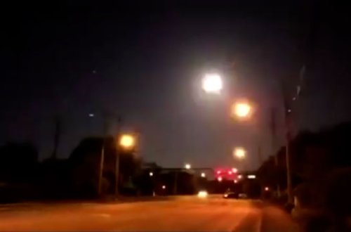 ABŞ səmasında meteorit partlayıb - VİDEO