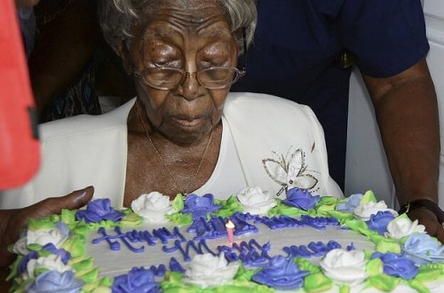 ABŞ-ın ən yaşlı qadını ÖLDÜ - FOTO