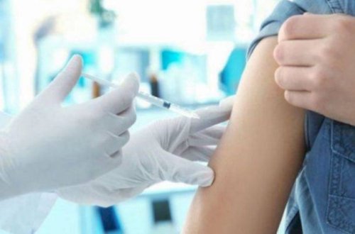 “COVİD-19-a yoluxduqdan sonra peyvəndin ikinci dozası...” - Həkim rəyi