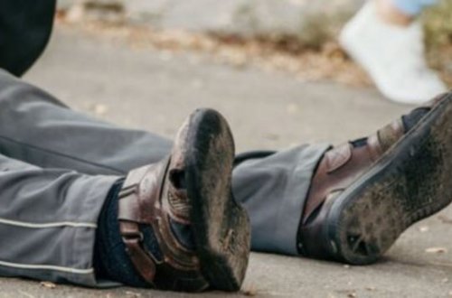 Babək prospektində 36 yaşlı piyadanı avtomobil vurdu