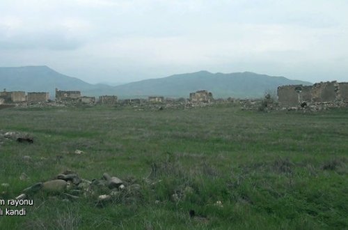 Кадры из села Поладлы Агдамского района - ВИДЕО