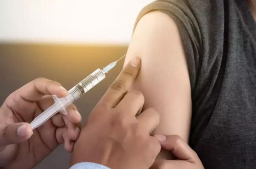 Vaksinasiya peyvənd olunmayan digər insanlara da müsbət təsir edir - AÇIQLAMA