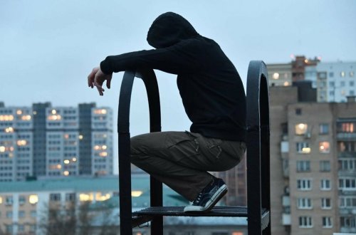 SON DƏQİQƏ! Tanınmış iş adamının oğlu intihar edib