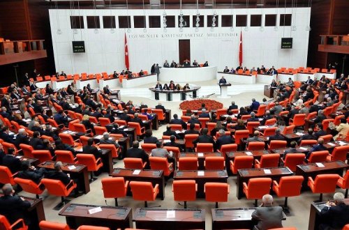 Türkiyə parlamenti Baydenin “erməni soyqırımı”nı tanımasını pisləyən bəyanat qəbul edib