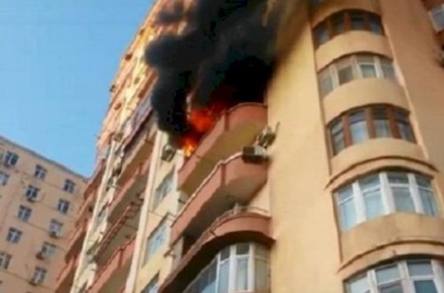 В Баку из-за пожара были эвакуированы жильцы дома