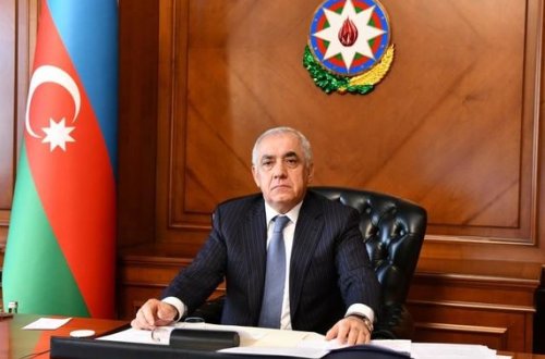 Baş nazir vacib iclas keçirdi - FOTO