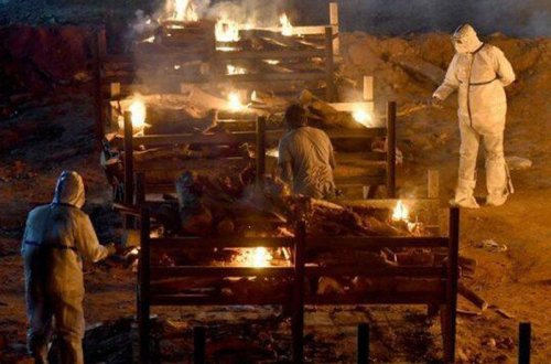 Hindistanda dəhşətli korona mənzərəsi - FOTOlar