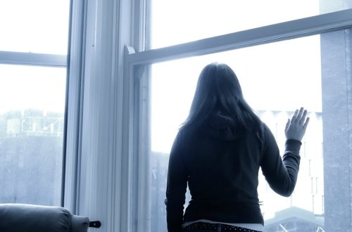 Lənkəranda iki uşaq anasından gözlənilməz əməl - vəziyyəti ağırdır