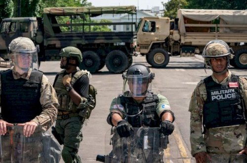 Koronaya qarşı 1 həftəlik tətil başladı