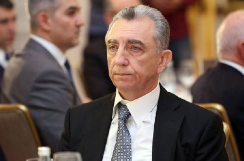 Eldar Əzizov Adil Vəliyevə irad tutdu