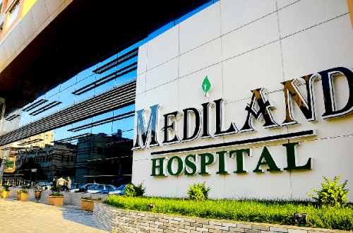 “Mediland”də 64 yaşlı qadın MRT zamanı komaya düşdü