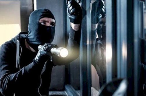 В Баку из магазина совершена кража на 5 000 манатов