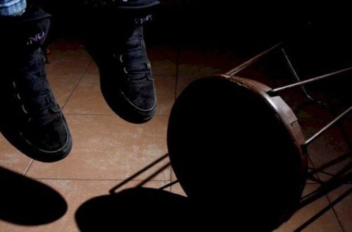 Azərbaycanda az bal toplayan abituriyent intihar etdi