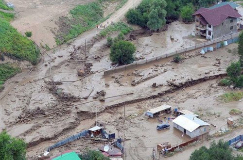Tacikistanda təbii fəlakət nəticəsində 9 nəfər ölüb