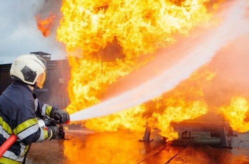 Bakıda restoranda partlayış: Yaralılar var