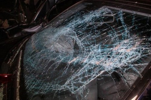 В Баку столкнулись два автомобиля, есть пострадавшие