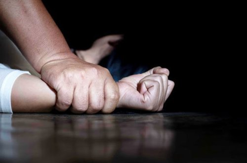 Abş​​​eronda qadına küçədə hücum edildi