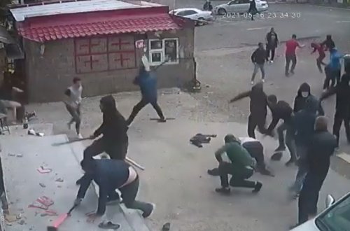 Dmanisidə yerli azərbaycanlıların mağazasına kütləvi hücum olub (VİDEO)