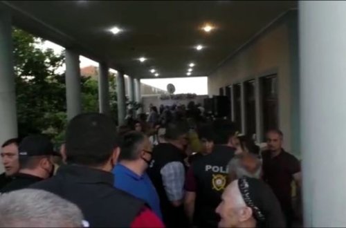 Bakıda toy mərasimi keçirən 40 nəfər tutuldu - FOTO/VİDEO