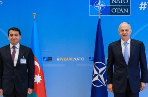 Hikmət Hacıyev Brüsseldə NATO-nun Baş katibinin müavini ilə görüşüb (FOTO)