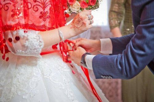 Azərbaycanda 20 yaşlı qız 70 yaşlı kişi ilə evləndi - VİDEO