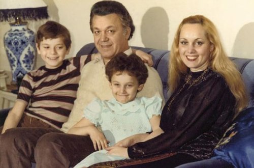 Bu Xalq Artistinin oğlu Ermənistanda YAŞAYIRMIŞ - SİRLƏR AÇILIR