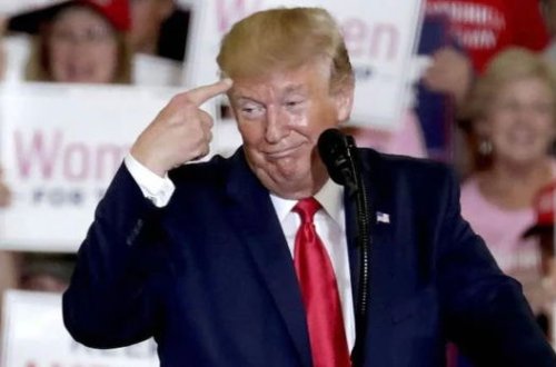 Tramp “Çin virusu” ifadəsinə görə məhkəməyə verilib - VİDEO