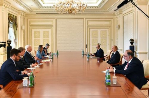 İlham Əliyev britaniyalı naziri qəbul etdi - YENİLƏNİB + FOTO