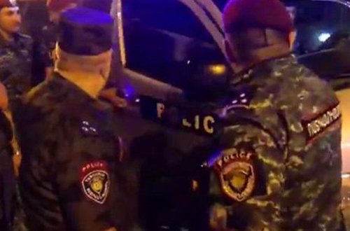 Paşinyana etiraz edən müharibə iştirakçıları döyüldü - VİDEO