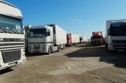 Gündəlik 120-130 dollar ziyan: Sürücü və sahibkarlar Gömrükdə “bunt” etməyə hazırlaşırlar...