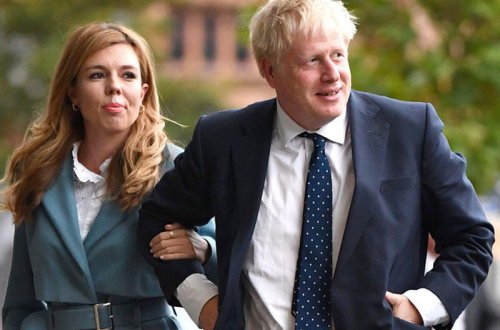 56 yaşlı Boris Conson 3-cü dəfə ailə qurur - 33 yaşlı qızla evlənir - FOTO