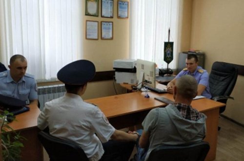 15 yaşlı qızları zorlamaq istəyən kişi həbs olundu - VİDEO