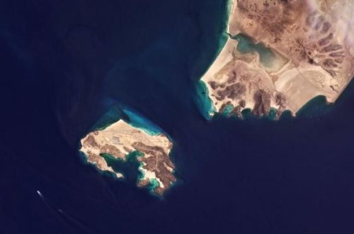 Загадочную военную базу обнаружили рядом с ключевым маршрутом поставок нефти