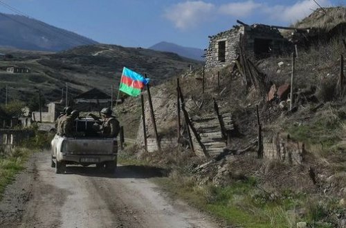Азербайджанские военные укрепились на более выгодных позициях - ФОТО