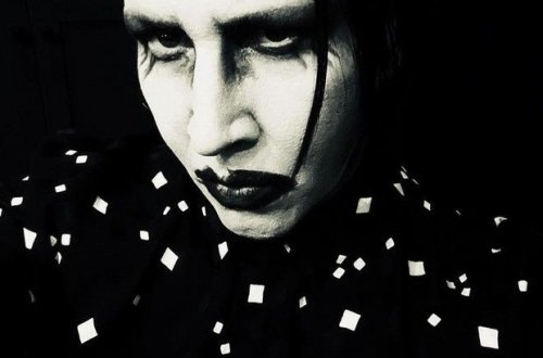 Полиция выдала ордер на арест Мэрилина Мэнсона