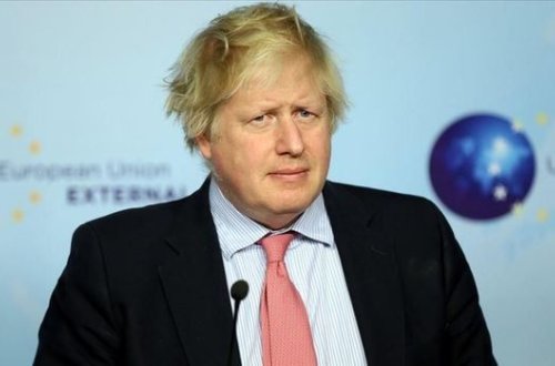 Boris Conson müsəlman qadınlardan üzr istədi