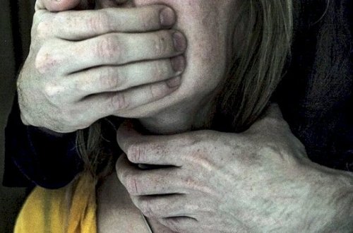 Mingəçevirdə DƏHŞƏT! Anasının pensiyasını ələ keçirmək üçün onu boğaraq öldürdü