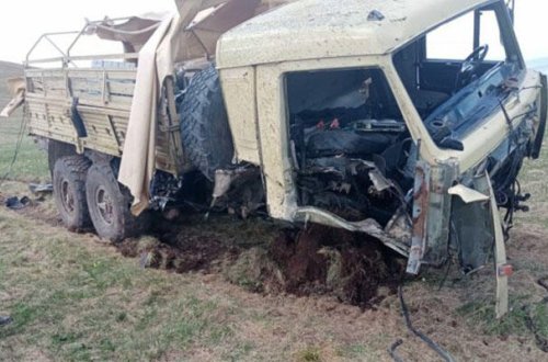 Kəlbəcərdə hərbi yük maşınımız minaya düşdü - FOTO