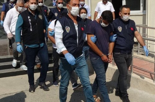 Bütün ailə birləşib qızı qətlə yetiriblər - Namus üstündə