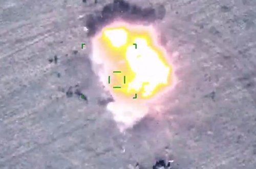 Vətən müharibəsində düşmənin hərbi texnikasının məhv edilməsinin görüntüləri - VİDEO