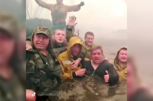 Yanğınsöndürənlər ölümdən son anda xilas oldu - VİDEO