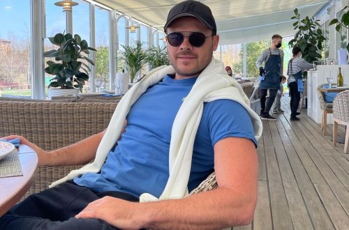 Emin Ağalarovun uşaqlıq arzusu olan maşın - FOTO