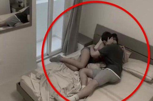 Qadın ərini məşuqu ilə belə aldatdı - ANBAAN VİDEO