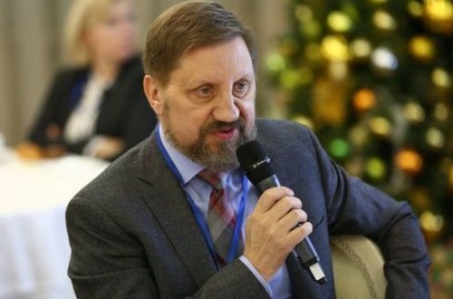 Neft qiymətinin 50 dollardan aşağı düşməsi ehtimalı azdır - RUSİYADAN MÜSAHİBƏ