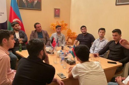 Gənclərin Təşəbbüsünə və İnkişafına Dəstək İB -də gənclərlə görüş keçirilib