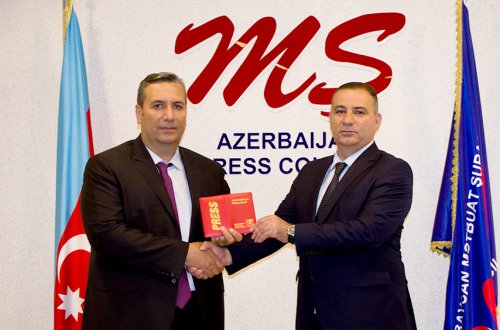 QHT.az-ın baş redaktoruna “Beynəlxalq media vəsiqəsi” təqdim edildi