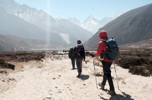 Alpinistlər Everestdən koronavirusun yeni ştammını gətirdilər - Daha yoluxucudur