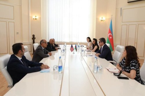 AZPROMO üçtərəfli əməkdaşlığa dair memorandum imzaladı - FOTO