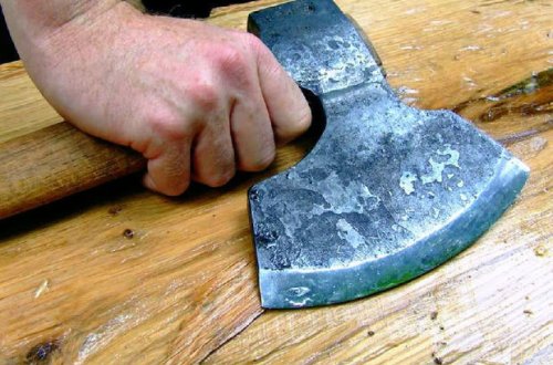 В Губе задержан подозреваемый в убийстве отца топором - ОБНОВЛЕНО